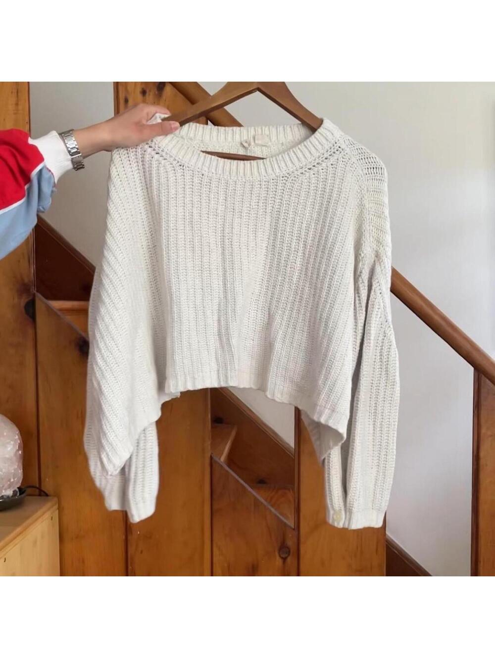 moth White cropped sweater with balloon sleeves size small